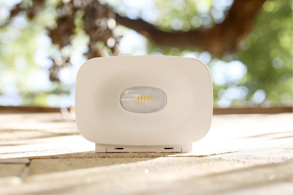 NexSun Aurora | 700 Lumens | White Up & Down Modern Solar Wall Light - Image 15