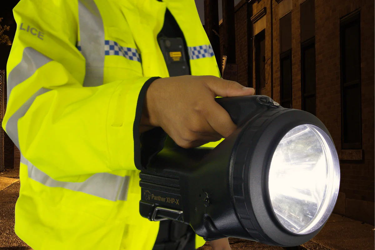 Panther XHP-X | 1800 Lumens | Rechargeable Searchlight - Image 5