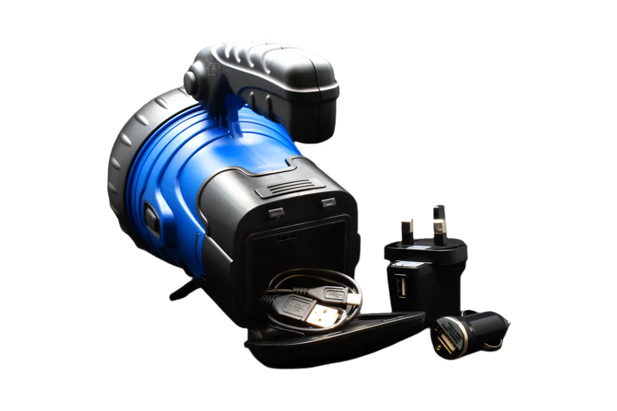SL 900 | 900 Lumens | Rechargeable Searchlight - Image 3