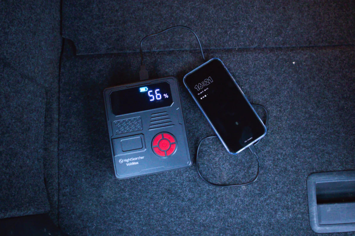 VoltMax | Rechargeable Jump starter / Digital Air compressor / Floodlight & Power Bank - Image 11