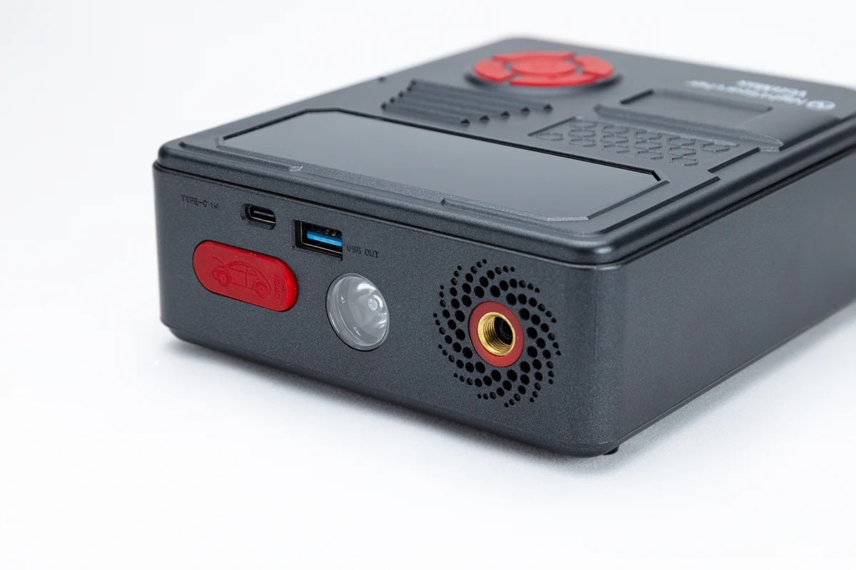 VoltMax | Rechargeable Jump starter / Digital Air compressor / Floodlight & Power Bank - Image 4