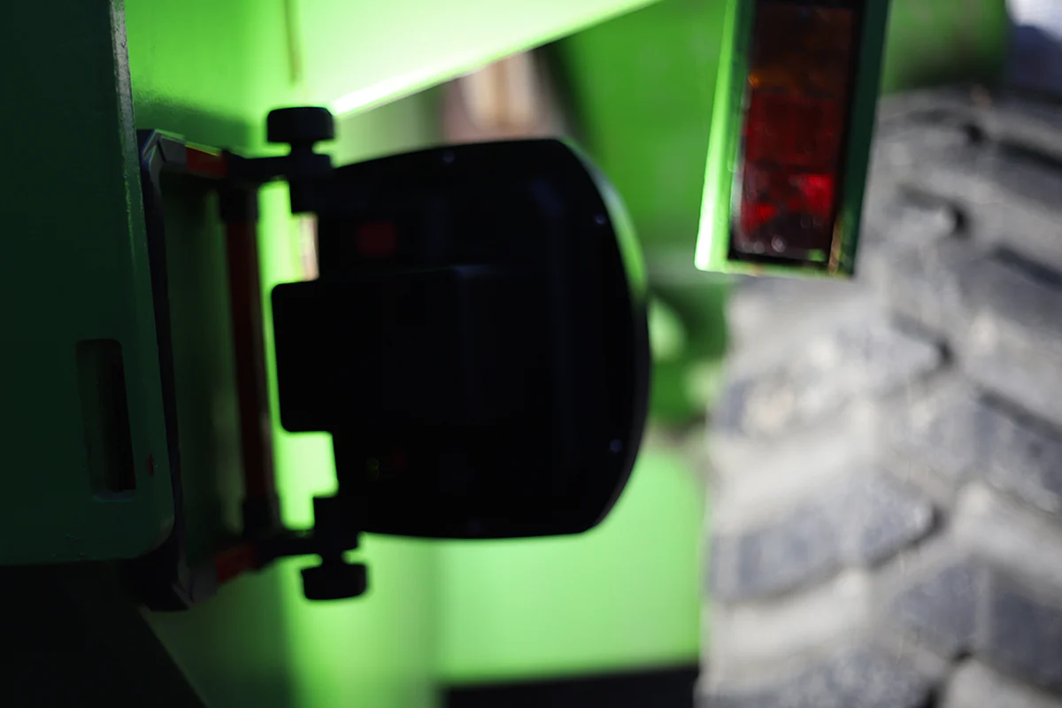 WorkStar Connect 7K | 7000 Lumens | Power Tool Battery Work Light - Image 9